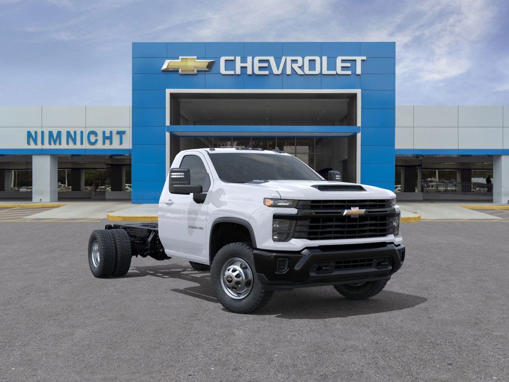 2025 Chevrolet Silverado 3500 