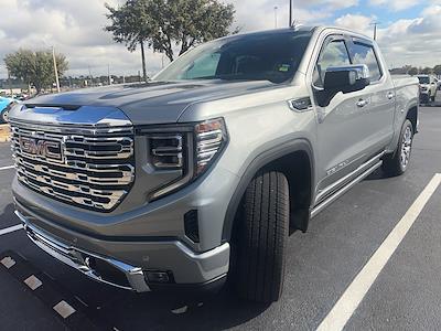 Used 2025 GMC Sierra 1500 - photo 1