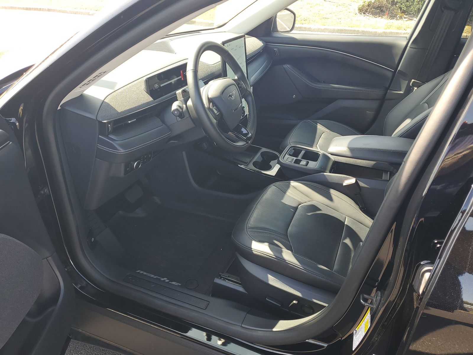 Used 2025 Ford Mustang Mach-E - photo 28