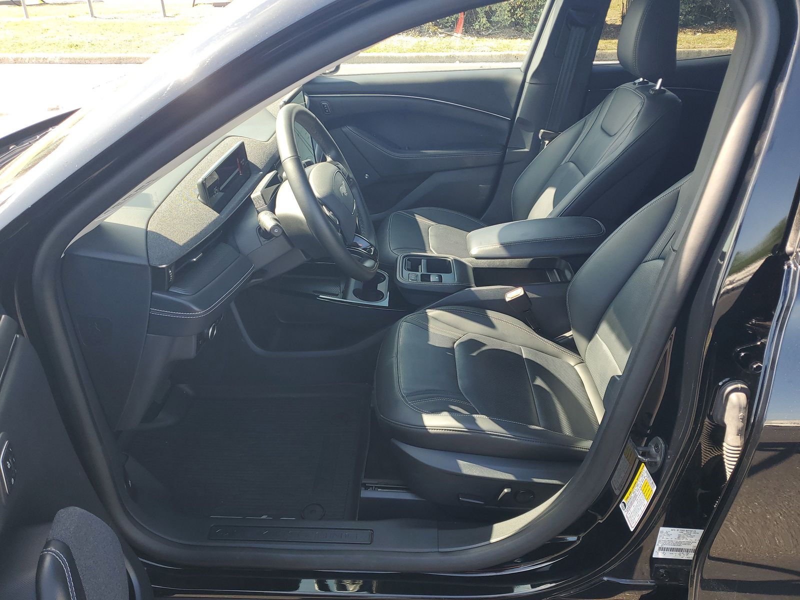 Used 2025 Ford Mustang Mach-E - photo 29