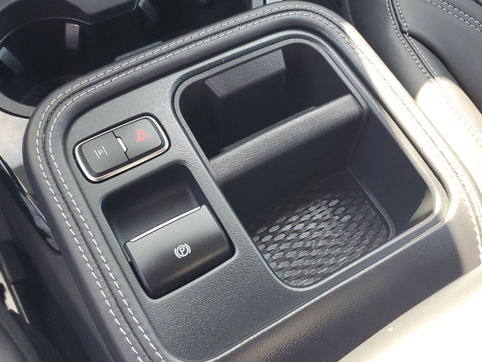 Used 2025 Ford Mustang Mach-E - photo 9