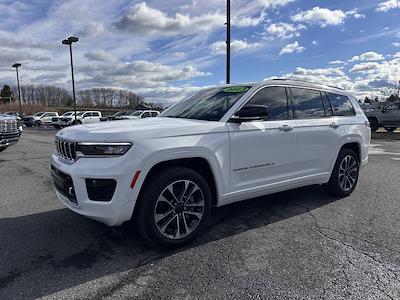 Used 2023 Jeep Grand Cherokee L Overland for sale #960509A - photo 2