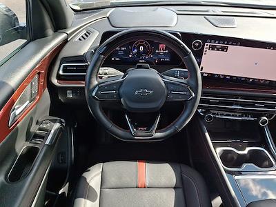 Used 2024 Chevrolet Traverse - photo 1