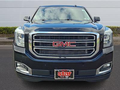 Used 2016 GMC Yukon - photo 1