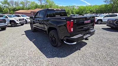 New 2025 GMC Canyon AT4 Crew Cab 4WD Pickup for sale #G25363 - photo 2