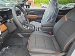 New 2025 GMC Canyon AT4 Crew Cab 4WD Pickup for sale #G25367 - photo 4