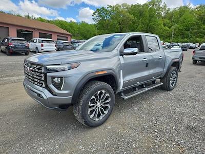 New 2025 GMC Canyon Denali Crew Cab 4WD Pickup for sale #G25377 - photo 1