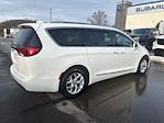 Used 2018 Chrysler Pacifica Touring L Minivan for sale #H26236A - photo 5
