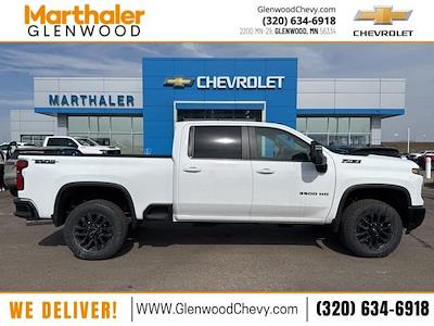 New 2025 Chevrolet Silverado 3500 LT Crew Cab 4WD Pickup for sale #250832 - photo 1