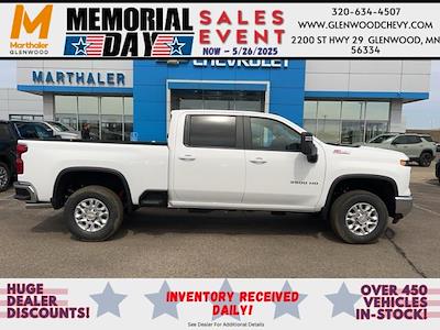 New 2025 Chevrolet Silverado 3500 LT Crew Cab 4WD Pickup for sale #250945 - photo 1