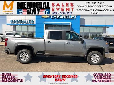 New 2025 Chevrolet Silverado 3500 LT Crew Cab 4WD Pickup for sale #250948 - photo 1