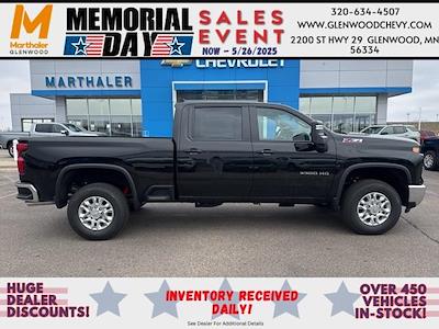 New 2025 Chevrolet Silverado 3500 LT Crew Cab 4WD Pickup for sale #251028 - photo 1