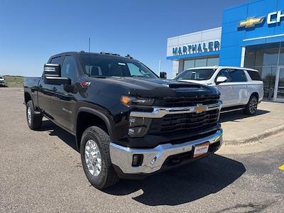 New 2025 Chevrolet Silverado 3500 LT Crew Cab 4WD Pickup for sale #251089 - photo 1