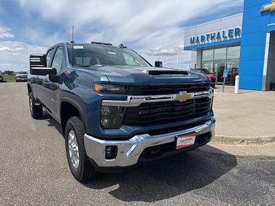 New 2025 Chevrolet Silverado 3500 LT Crew Cab 4WD Pickup for sale #251139 - photo 1