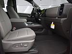 New 2025 GMC Sierra 2500 SLT Crew Cab 4WD Pickup for sale #ST25416 - photo 16
