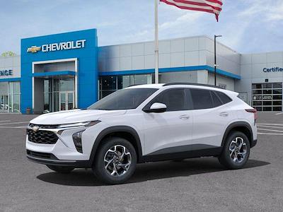 2025 Chevrolet Trax FWD SUV for sale #250948 - photo 2