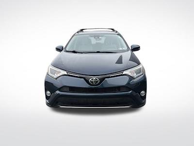 Used 2018 Toyota RAV4 - photo 1