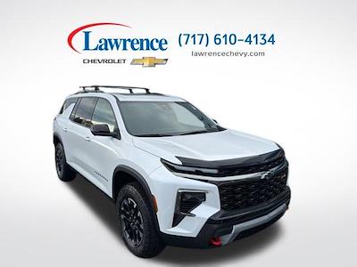 Used 2025 Chevrolet Traverse - photo 1