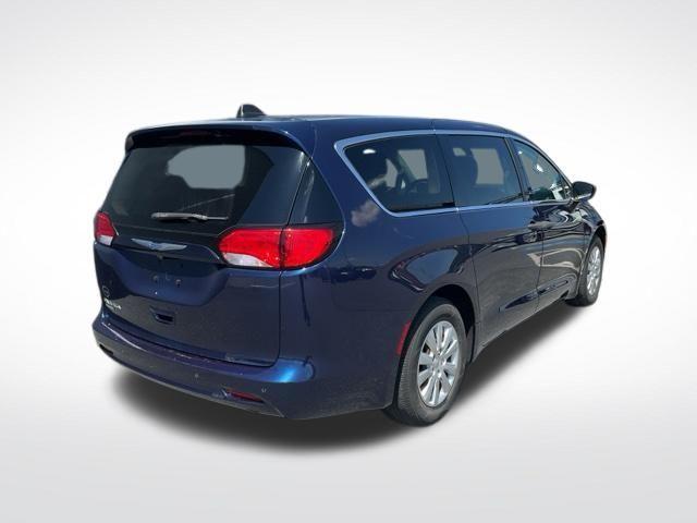 Used 2018 Chrysler Pacifica - photo 9