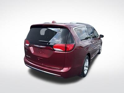 Used 2018 Chrysler Pacifica Touring L Minivan for sale #7004821 - photo 2
