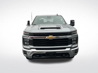 Used 2025 Chevrolet Silverado 2500 - photo 1