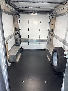New 2025 Chevrolet BrightDrop 400 Step Van / Walk-in for sale #102597DU - photo 2