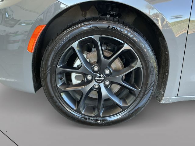 Used 2025 Chrysler Pacifica - photo 11
