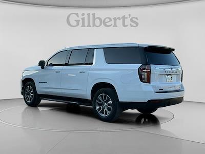 Used 2024 Chevrolet Suburban - photo 1