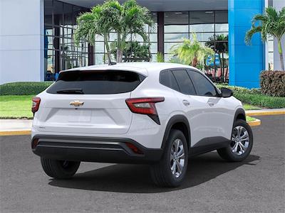 2025 Chevrolet Trax FWD SUV for sale #NC5697T - photo 2