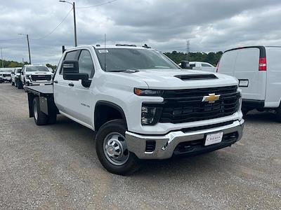New 2025 Chevrolet Silverado 3500 Work Truck Crew Cab 4x4 Flatbed Truck for sale #C256345 - photo 1