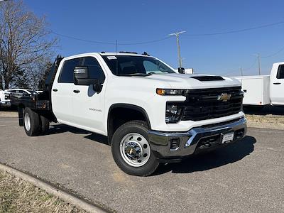 New 2025 Chevrolet Silverado 3500 Crew Cab Steel Flatbed Truck for sale #C256717 - photo 1