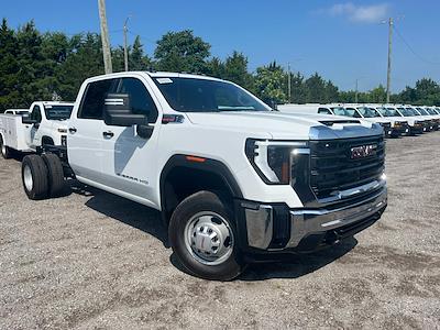 2025 GMC Sierra 3500 Crew Cab DRW 4x4 Cab Chassis for sale #C256383 - photo 1
