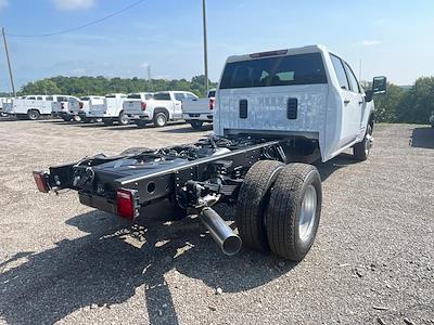 2025 GMC Sierra 3500 Crew Cab DRW 4x4 Cab Chassis for sale #C256383 - photo 2