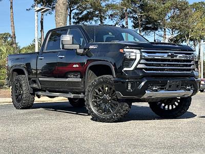 Used 2024 Chevrolet Silverado 2500 - photo 1