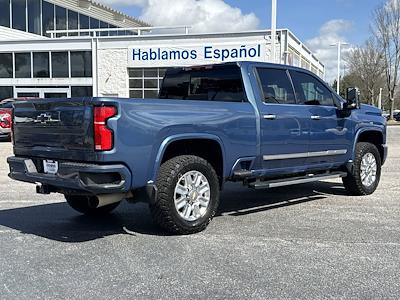 Used 2024 Chevrolet Silverado 2500 - photo 1