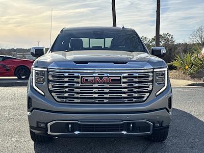 Used 2025 GMC Sierra 1500 - photo 1