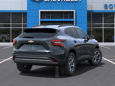 New 2025 Chevrolet Trax LT SUV for sale #252373 - photo 2
