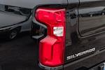 2025 Chevrolet Silverado 1500 Crew Cab 4WD, Pickup for sale #250262 - photo 10