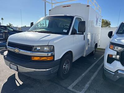 Used 2019 Chevrolet Express 3500 - photo 1