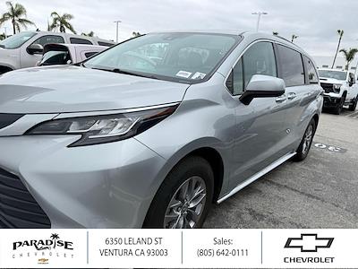 Used 2022 Toyota Sienna - photo 1