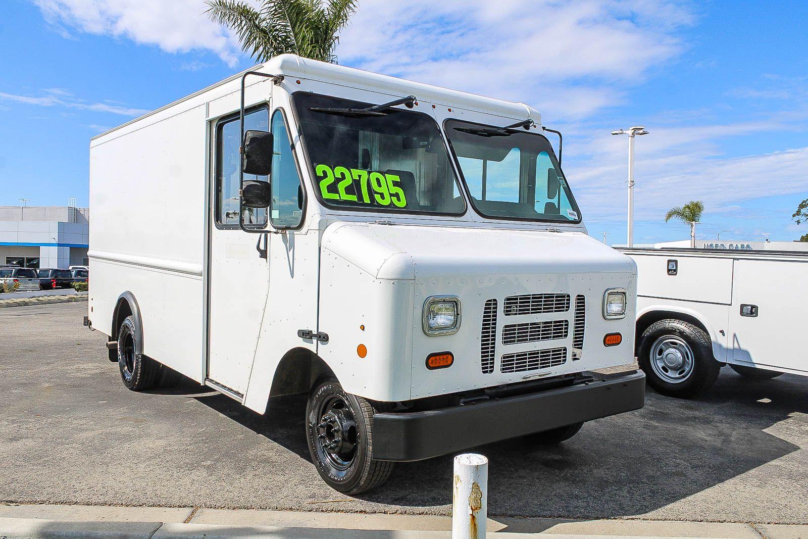 Used 2017 Ford E-350 - photo 5