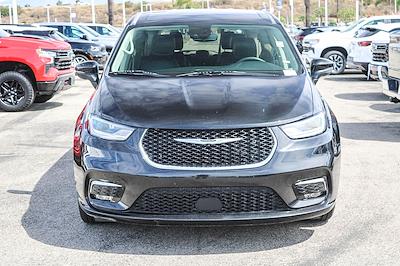 2023 Chrysler Pacifica FWD Minivan for sale #P1667 - photo 2
