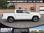 Used 2022 Nissan Frontier SV Crew Cab 4x4 Pickup for sale #22UC8451 - photo 10