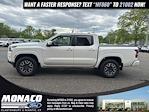 Used 2022 Nissan Frontier SV Crew Cab 4x4 Pickup for sale #22UC8451 - photo 6