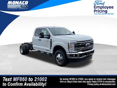 New 2025 Ford F-350 XL Super Cab 4x4 Cab Chassis for sale #259487 - photo 1