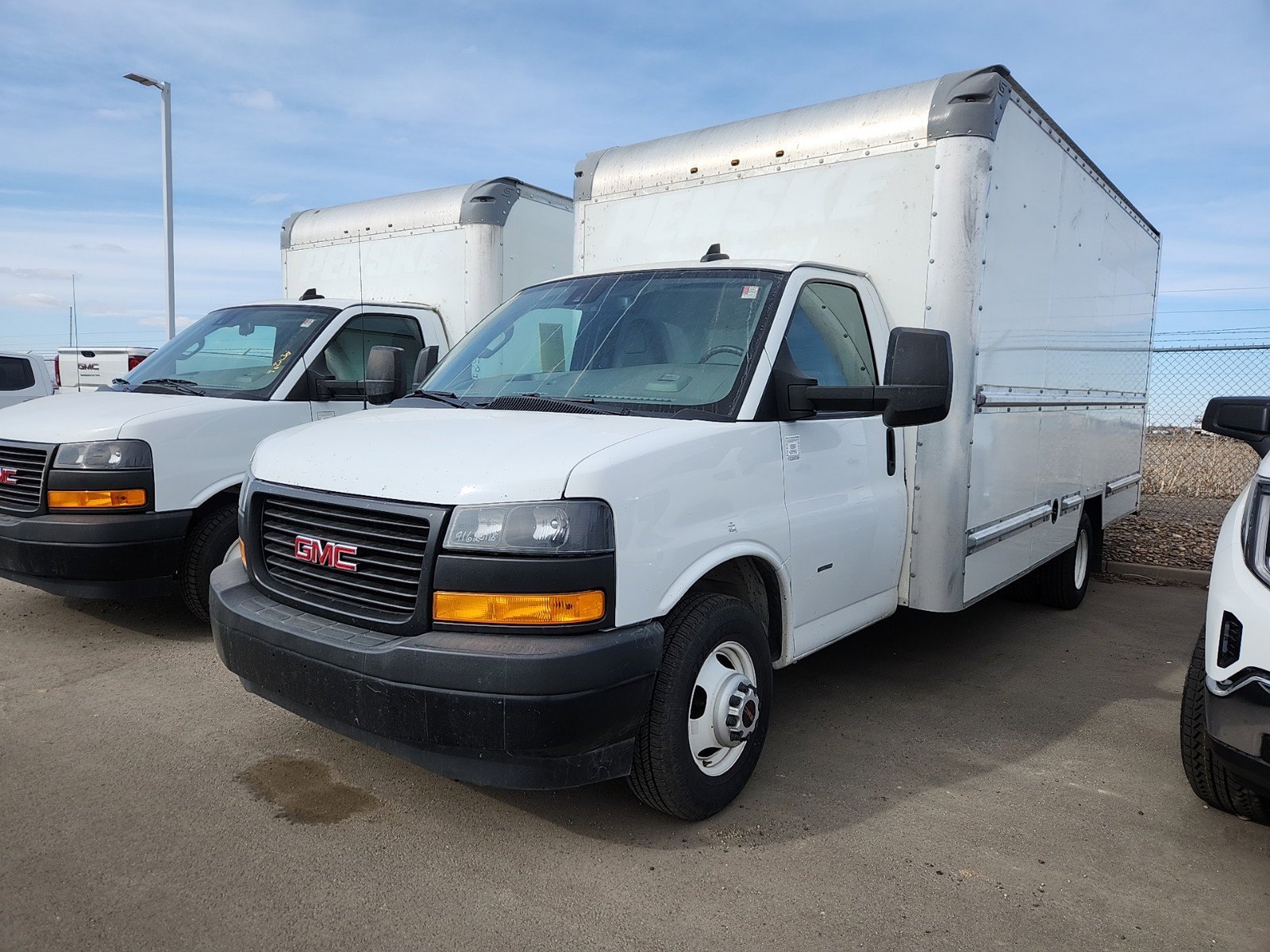 Used 2021 GMC Savana 3500 Box Van for sale in Henderson, CO #CU16216 - Main Image