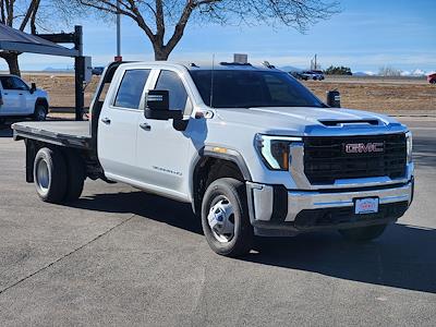Used 2025 GMC Sierra 3500 Crew Cab Flatbed Truck for sale #CU16758 - photo 2