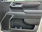 New 2025 GMC Sierra 1500 SLE Crew Cab 4WD Pickup for sale #G250236 - photo 18