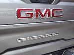New 2025 GMC Sierra 2500 SLT Crew Cab 4WD Pickup for sale #G250687 - photo 17