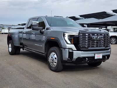 New 2026 GMC Sierra 3500 Denali Ultimate Crew Cab 4WD Pickup for sale #G260109 - photo 1